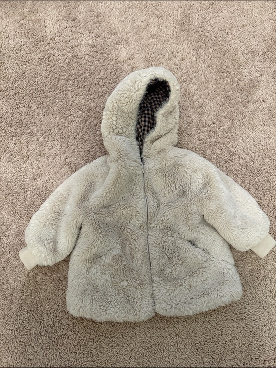 Zara Other - Zara Kids Cream Sherpa Hooded Puffer Jacket size 9/12M